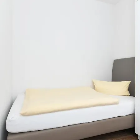 11 Im Deichhaus 4